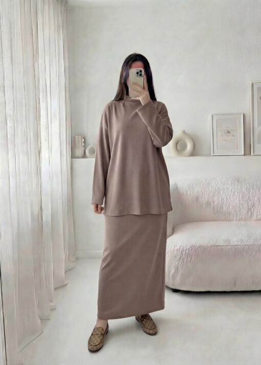 Essential twinset taupe