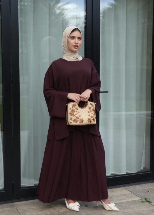 Pleated skirt blackberry