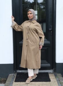 Trenchcoat camel