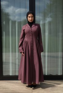 Amoura dress wine